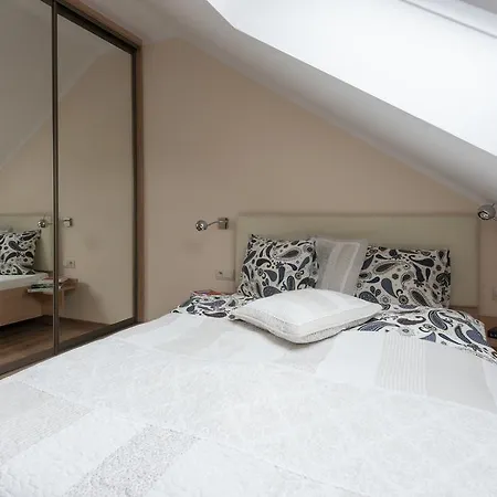 アパート Fajne - - Blisko Plazy - Komfort I Cisza カルビア